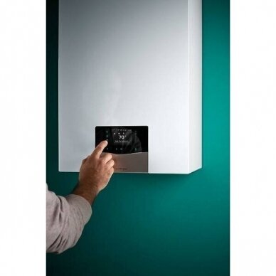 VAILLANT ecoTEC plus VU 10CS/1-5 (N-INT3) dujinis kondensacinis katilas (9.9kw) 1